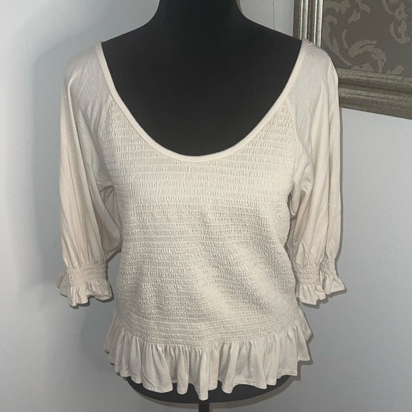 Ann Taylor cream smocked short sleeves cotton modal blend pull over top Sz L - Picture 1 of 7